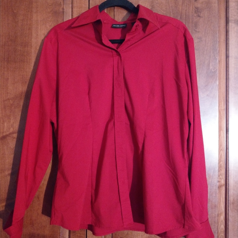 New York and Co long-sleeved red blouse